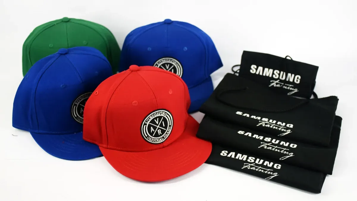 Gorras personalizadas: trabajo realizado por PDE Estudio Gráfico (1)
